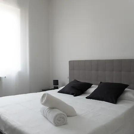 Monteleone ,12 Отель типа 