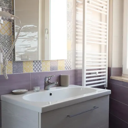 Monteleone ,12 Bed and Breakfast