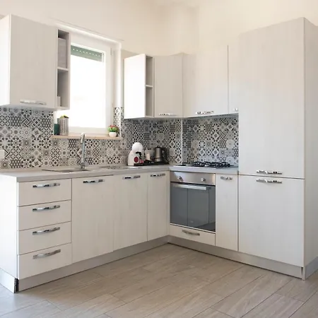 Monteleone ,12 Bed and Breakfast *