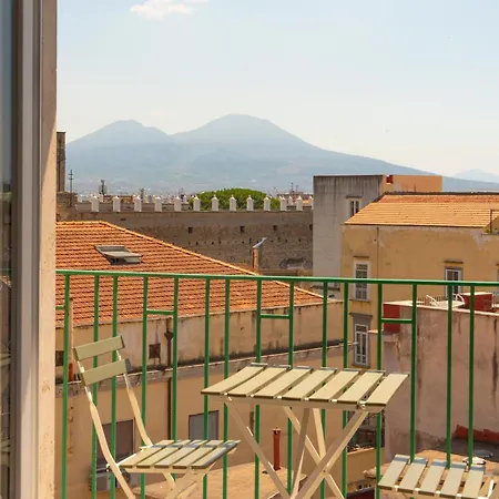 Oda ve Kahvaltı Monteleone ,12 Napoli