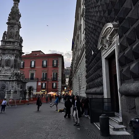 Monteleone ,12 4* Neapel