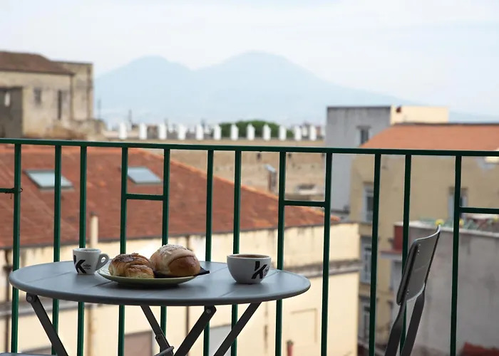 לינה וארוחת בוקר Monteleone ,12 4*