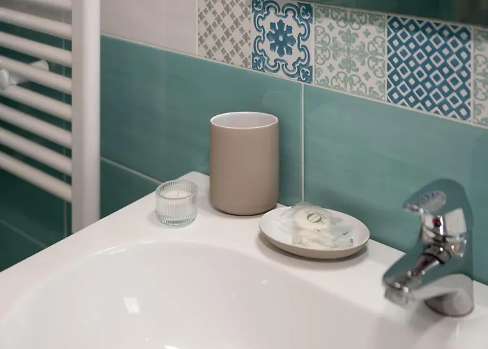 לינה וארוחת בוקר Monteleone ,12