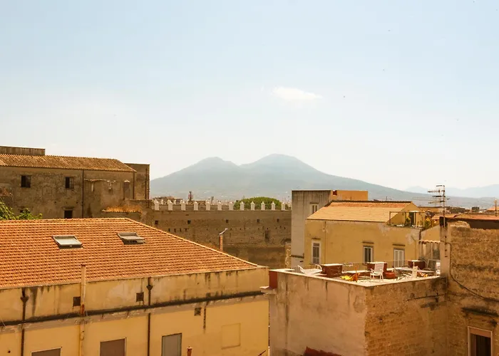 לינה וארוחת בוקר Monteleone ,12 4*