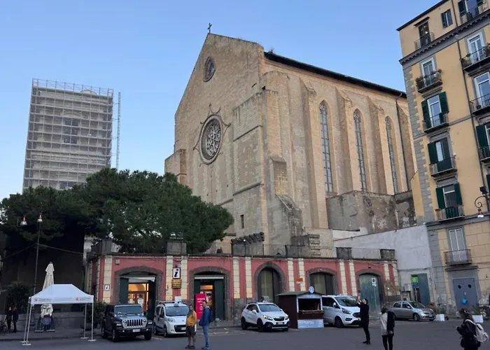 לינה וארוחת בוקר Monteleone ,12